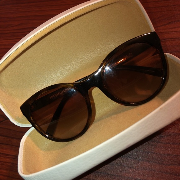 Michael Kors Sunglasses - Picture 1 of 3